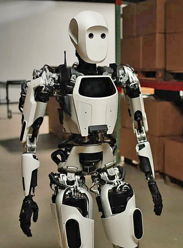 Apptronik Introduces Apollo Humanoid Robot - IEEE Spectrum